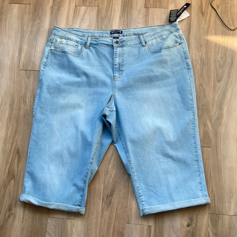 Architect Light wash cuffed Denim Jean Capri with stretch 24W - Picture 10 of 15